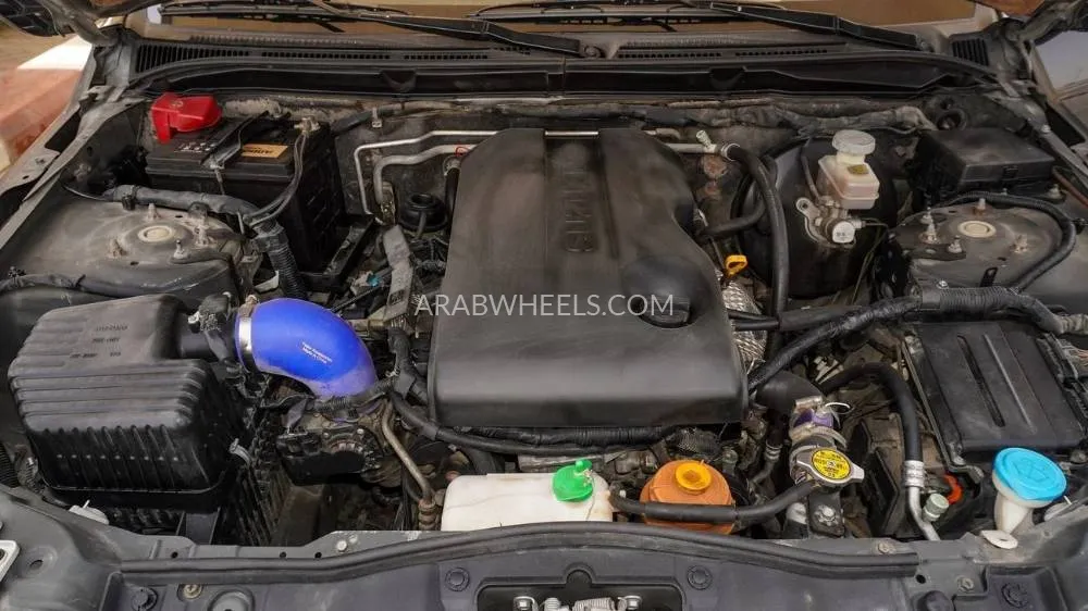 Suzuki Grand Vitara 2016 for Sale in Sharjah Image-3