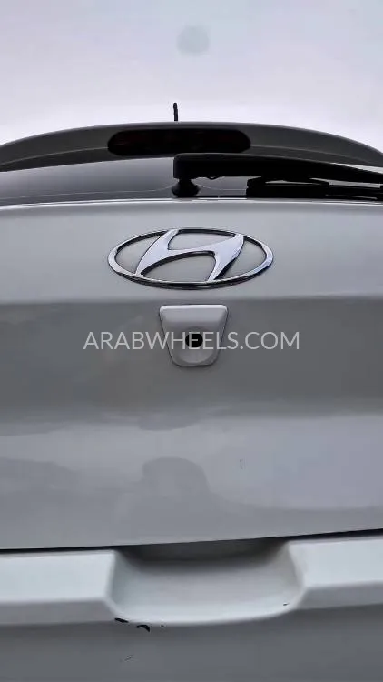 Hyundai i10 2023 for Sale in Dubai Image-7