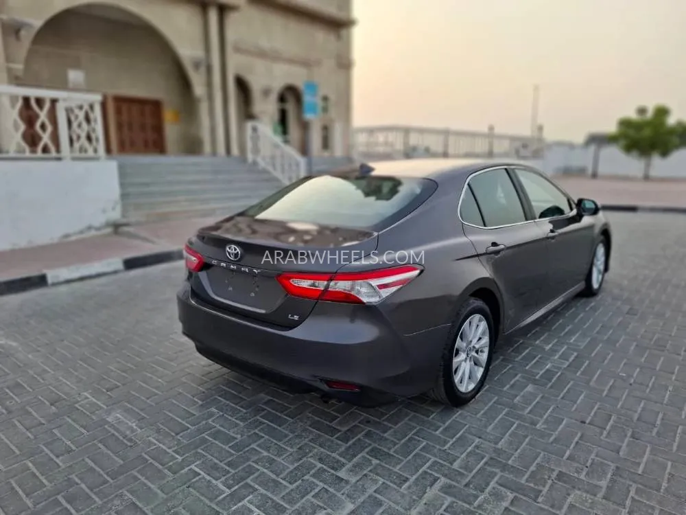 Toyota Camry 2019 for Sale in Ajman Image-9