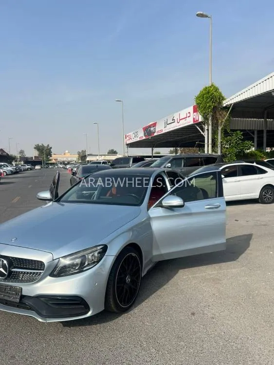 Mercedes Benz C Class 2015 for Sale in Ajman Image-3