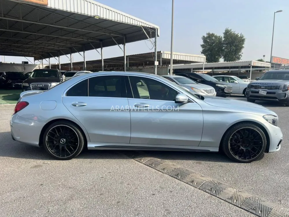 Mercedes Benz C Class 2015 for Sale in Ajman Image-4