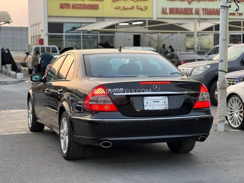 Mercedes Benz E Class 2008 for Sale in Dubai Image-8