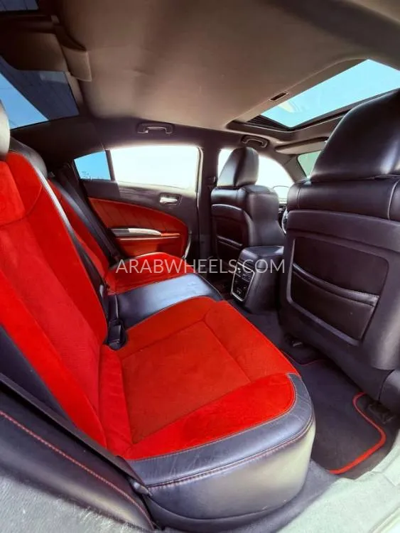 Dodge Charger 2018 for Sale in Ajman Image-9