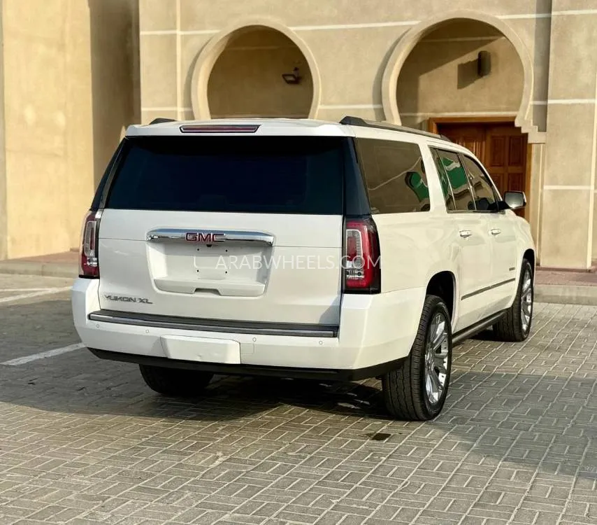 جي إم سي يوكون إكس إل 2016 for Sale in عجمان Image-17