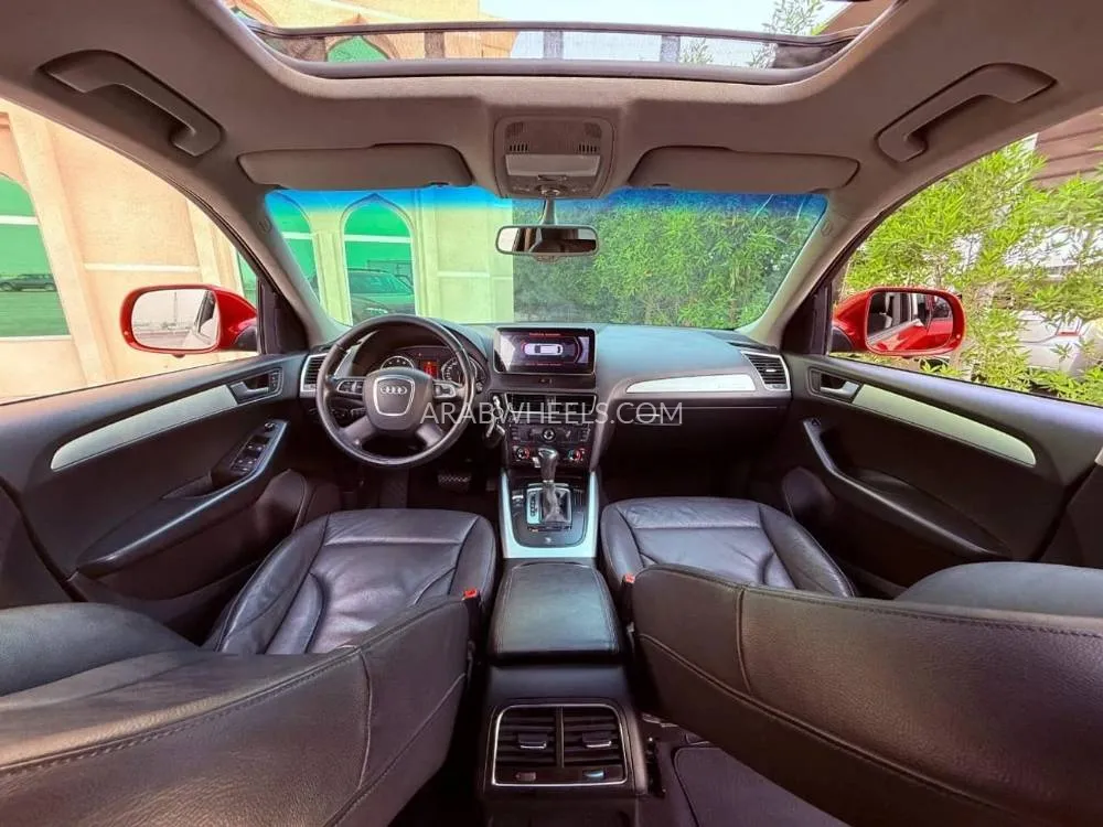 Audi Q5 2012 for Sale in Ajman Image-4