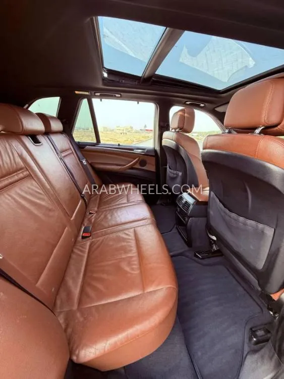 BMW X5 2012 for Sale in Ajman Image-10