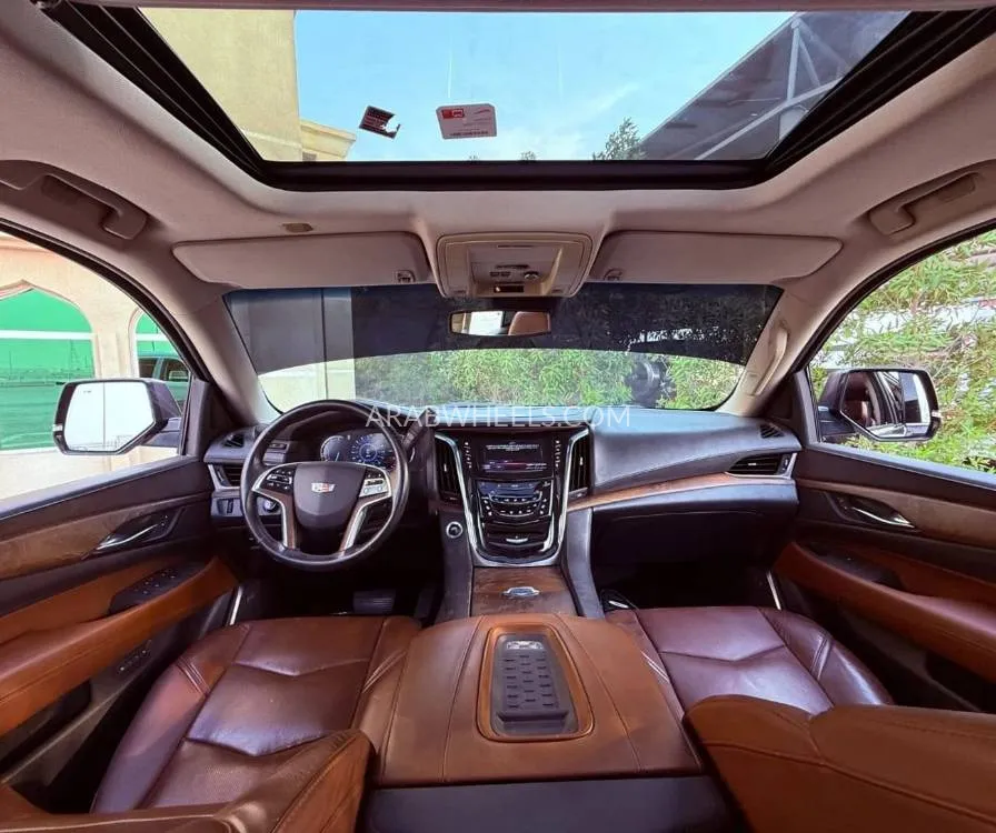 Cadillac Escalade 2016 for Sale in Ajman Image-7