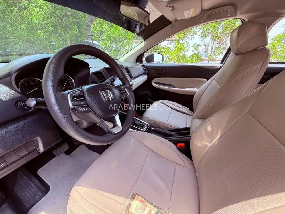 Honda City 2022 for Sale in Ajman Image-4