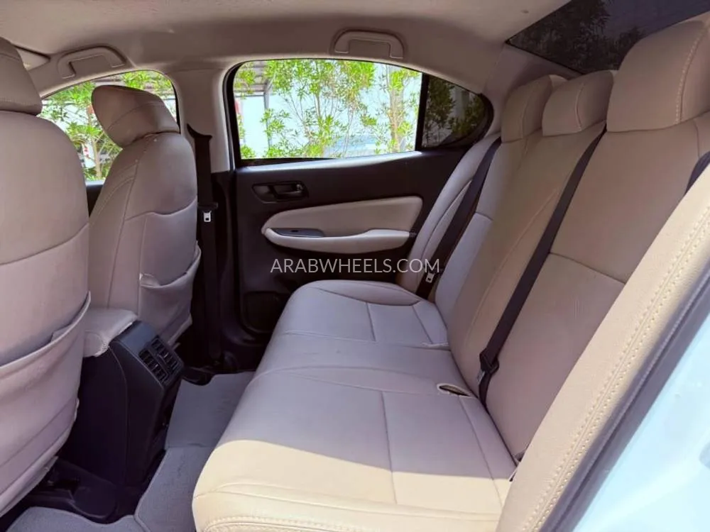 Honda City 2022 for Sale in Ajman Image-6