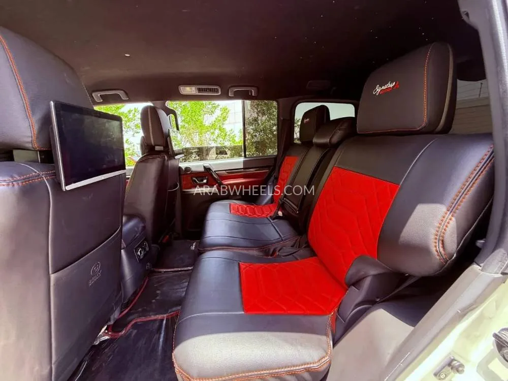 Mitsubishi Pajero 2020 for Sale in Ajman Image-11