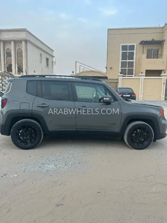 Jeep Renegade 2020 for Sale in Ajman Image-7