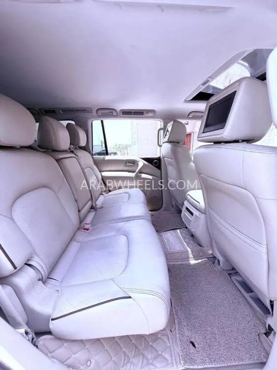 Nissan Patrol 2014 for Sale in Ajman Image-7