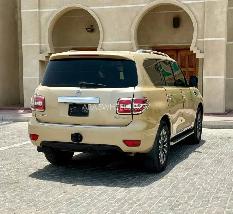 Nissan Patrol 2014 for Sale in Ajman Image-12