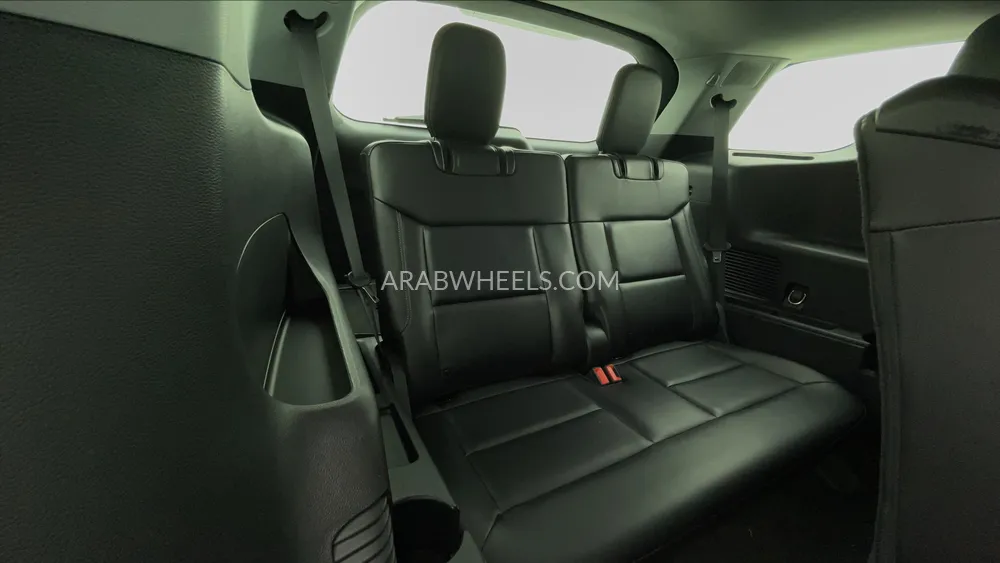 Ford Explorer 2022 for Sale in Dubai Image-46
