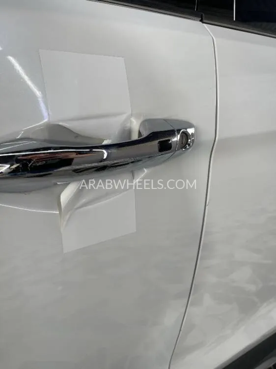 Hyundai Santa Fe 2017 for Sale in Ajman Image-11