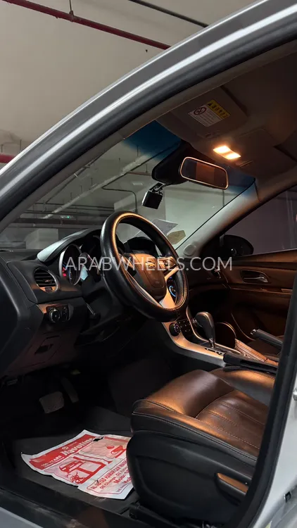Chevrolet Cruze 2015 for Sale in Dubai Image-7