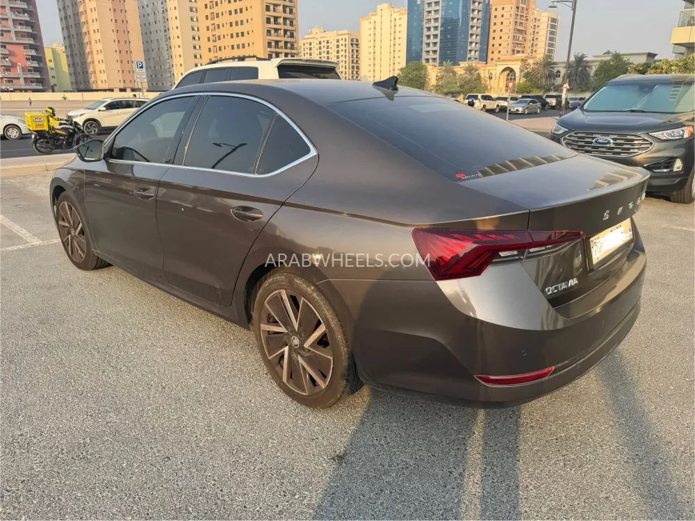 Skoda Octavia 2021 for Sale in Dubai Image-3