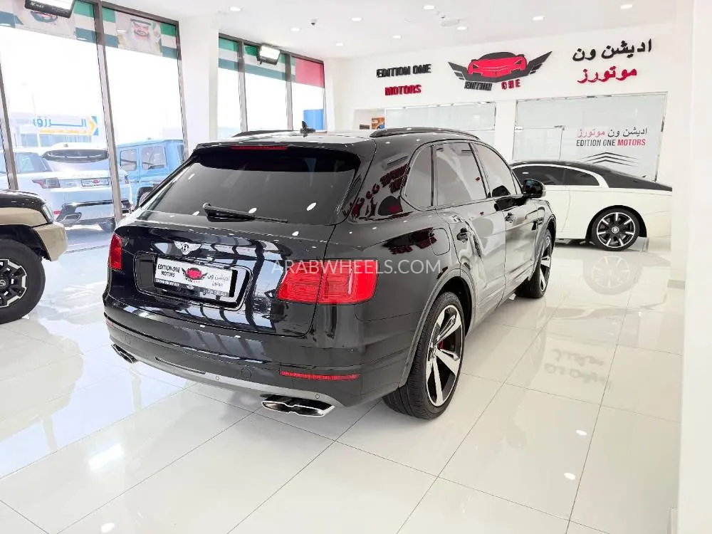 Bentley Bentayga 2019 for Sale in Dubai Image-12