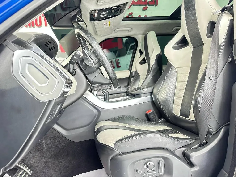 Land Rover Range Rover Sport 2016 for Sale in Dubai Image-5