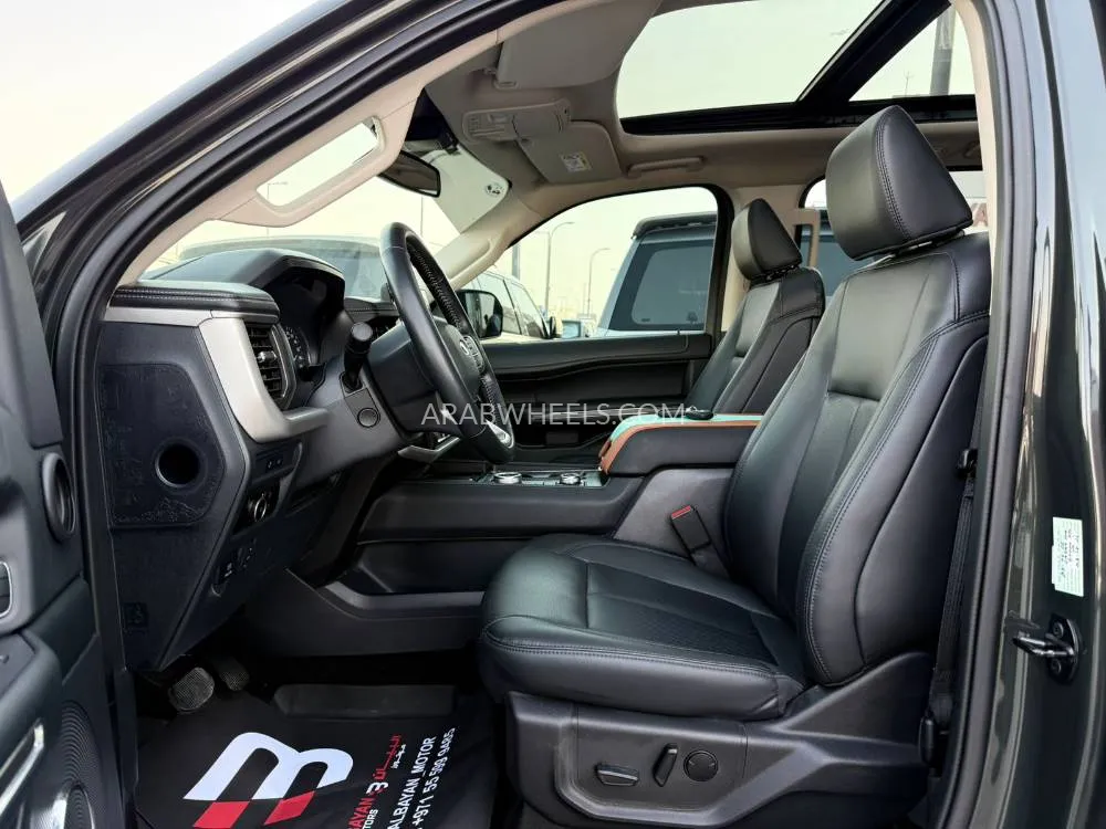Ford Expedition 2023 for Sale in Abu Dhabi Image-4