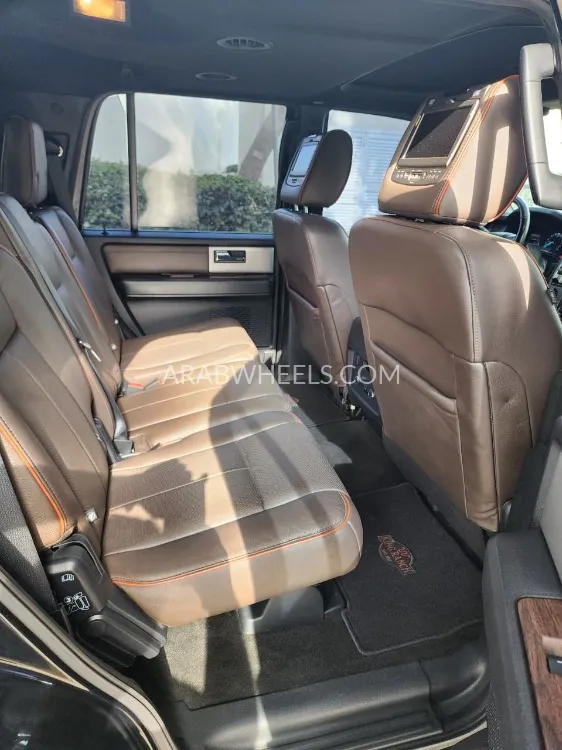 Ford Expedition 2016 for Sale in Dubai Image-14