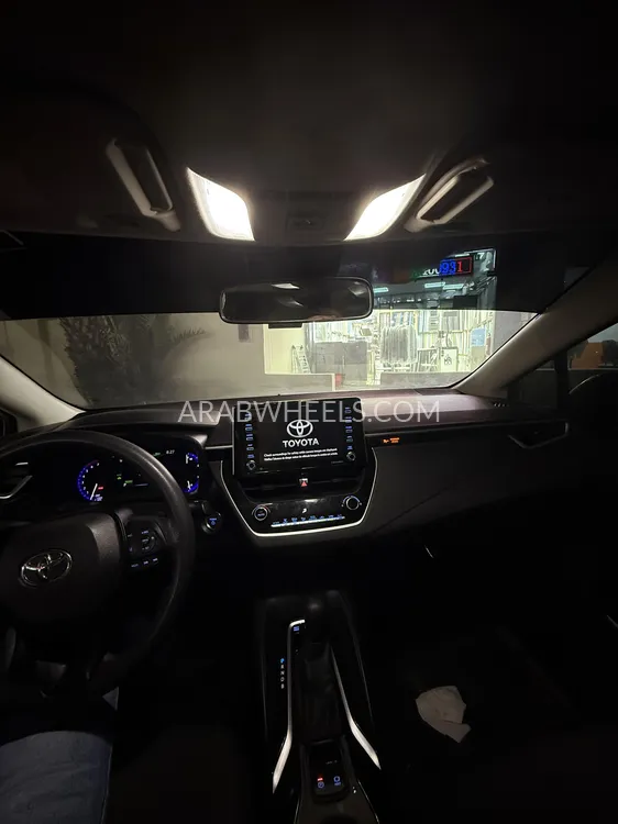 Toyota Corolla 2021 for Sale in Abu Dhabi Image-4