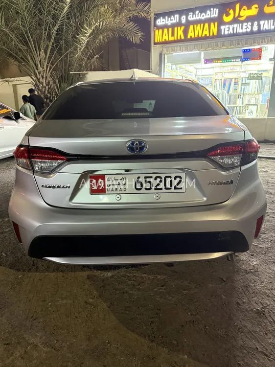 Toyota Corolla 2021 for Sale in Abu Dhabi Image-2