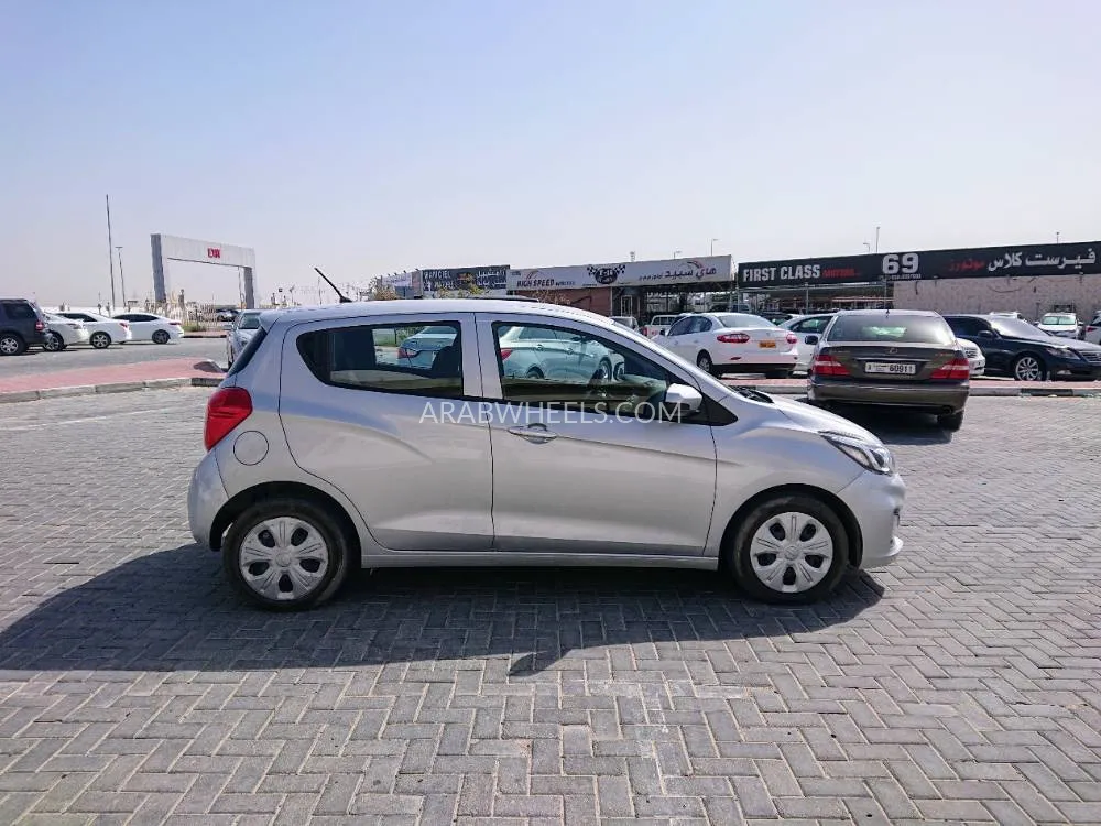 Chevrolet Spark 2020 for Sale in Ajman Image-5