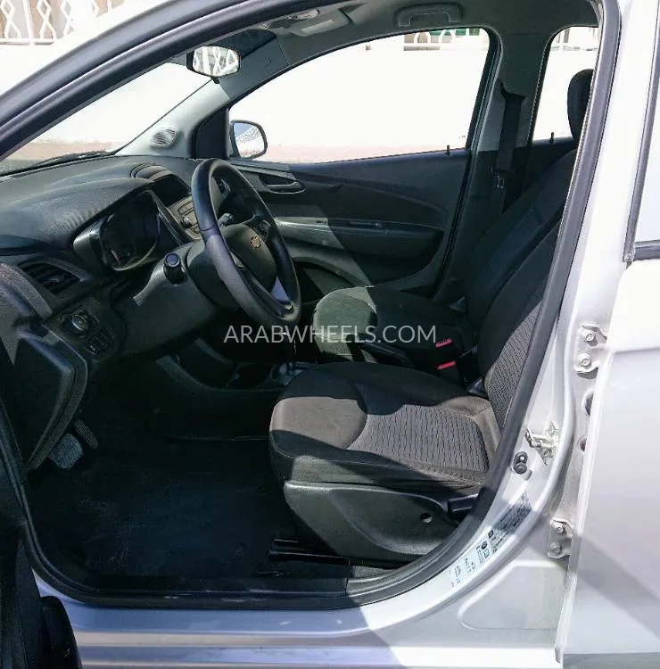 Chevrolet Spark 2020 for Sale in Ajman Image-9