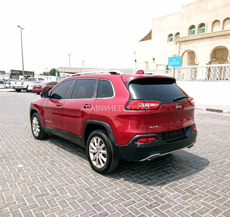 Jeep Cherokee 2014 for Sale in Ajman Image-6