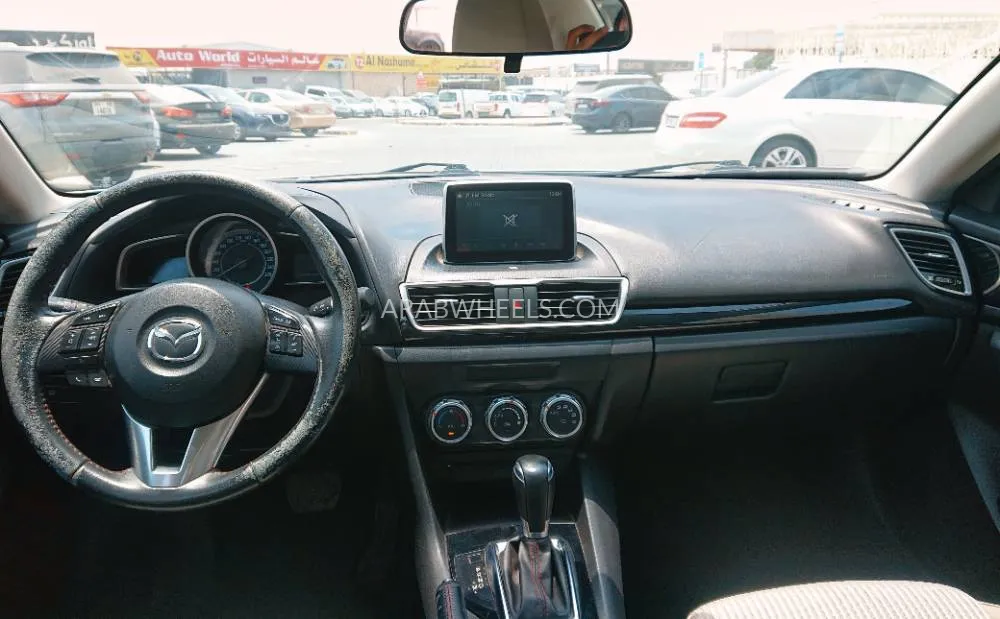Mazda 3 2016 for Sale in Ajman Image-11
