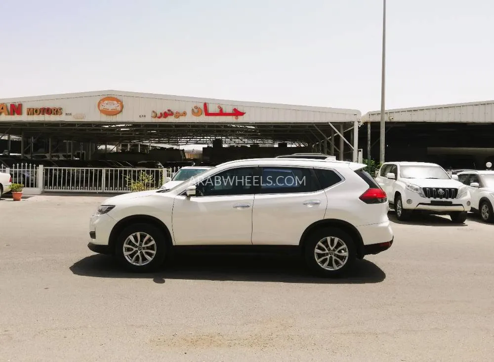 نيسان إكس تريل 2021 for Sale in عجمان Image-5