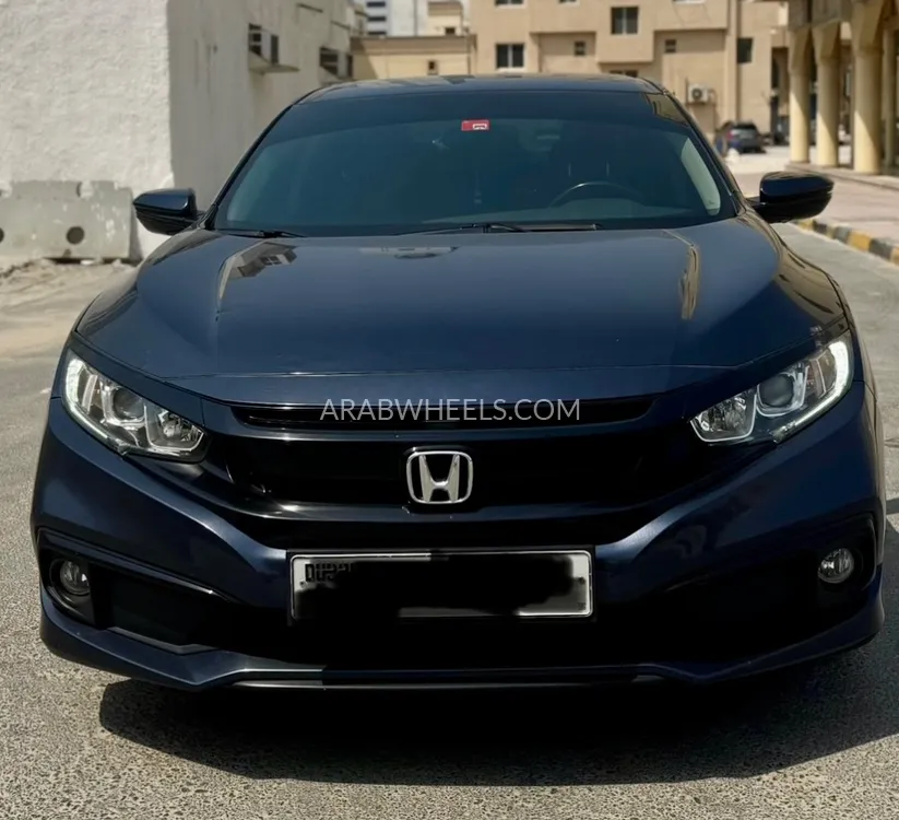 Honda Civic 2021 for Sale in Ajman Image-3