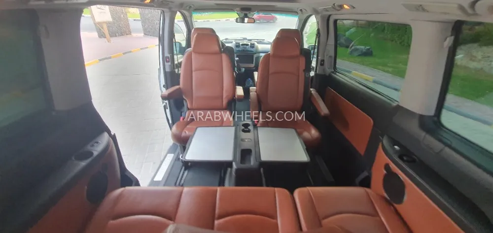 Mercedes Benz V Class 2014 for Sale in Sharjah Image-8
