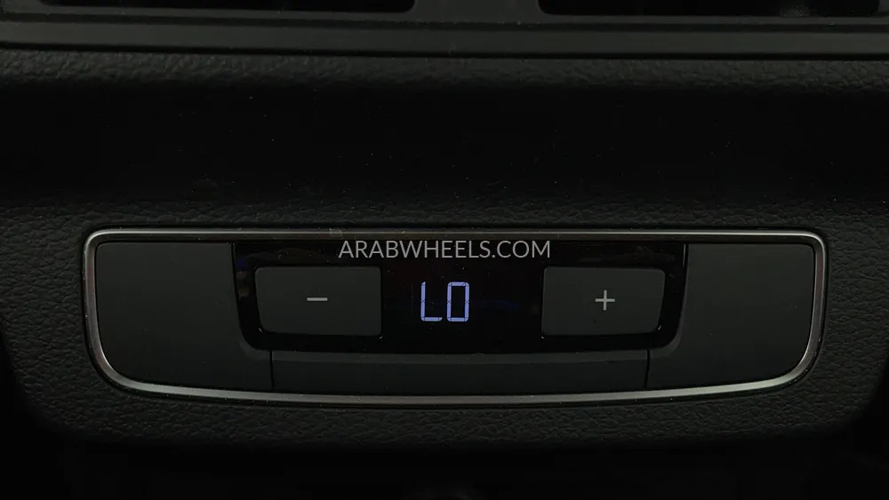 أودي Q5 2022 for Sale in دبي Image-47