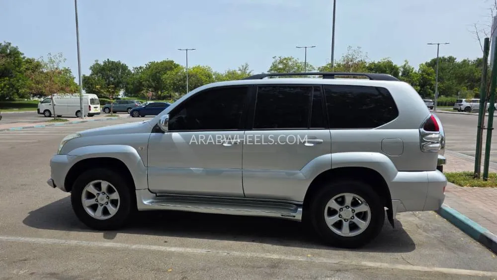 تويوتا لاند كروزر برادو 2009 for Sale in أبو ظبي Image-4