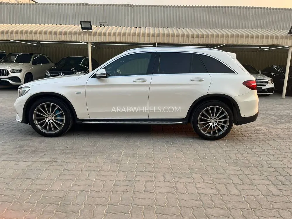 Mercedes Benz GLC Class 2017 for Sale in Ajman Image-8
