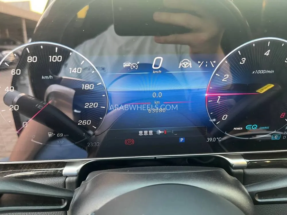 Mercedes Benz S Class 2021 for Sale in Ajman Image-11