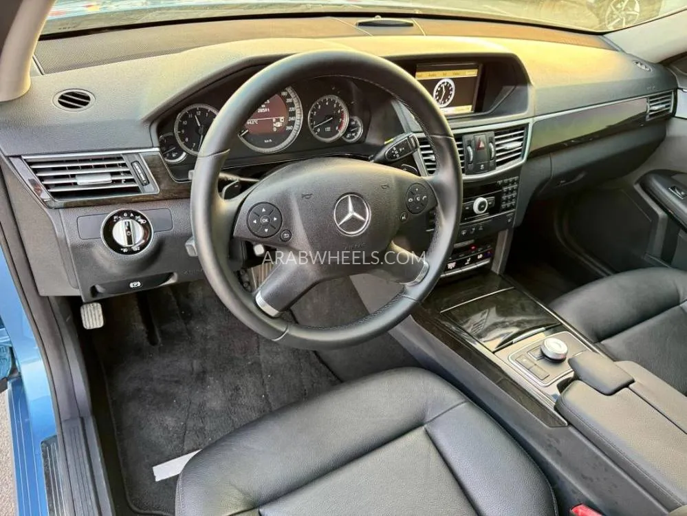 Mercedes Benz E Class 2010 for Sale in Dubai Image-6
