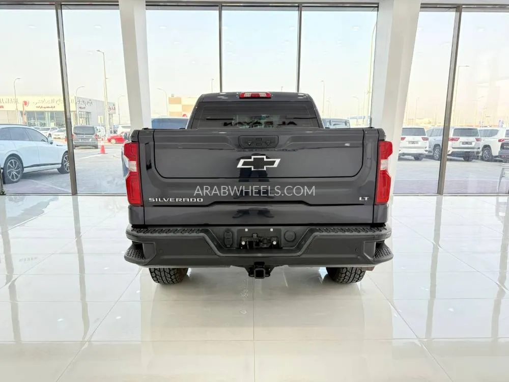 Chevrolet Silverado 2023 for Sale in Abu Dhabi Image-10