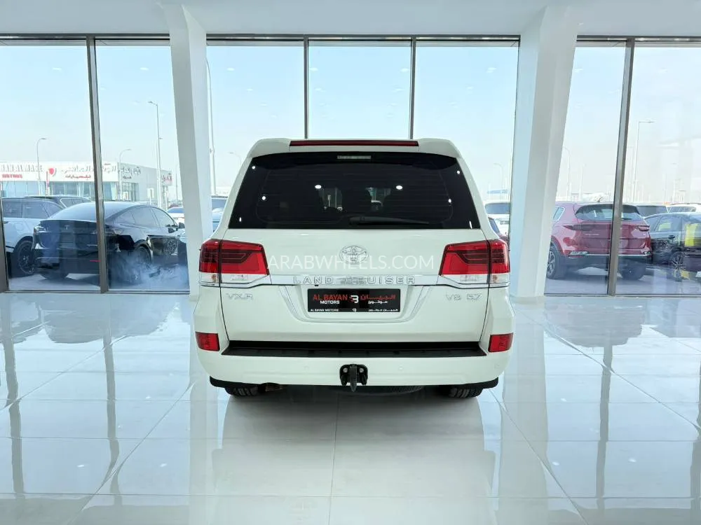 Toyota Land Cruiser 2021 for Sale in Abu Dhabi Image-10