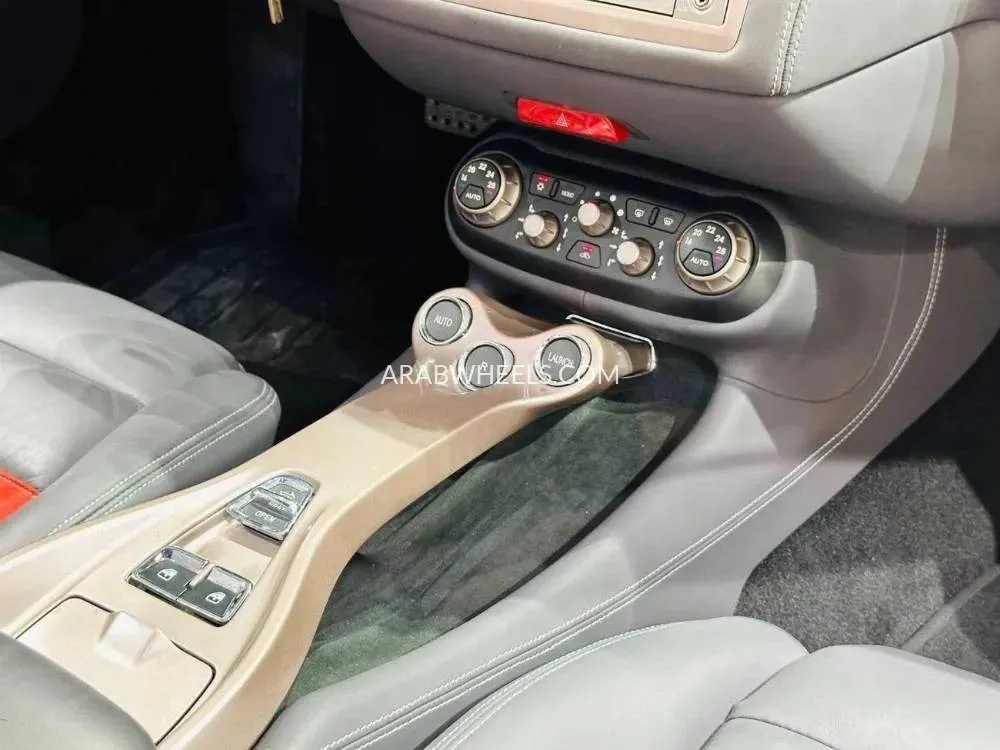 Ferrari California 2013 for Sale in Dubai Image-14
