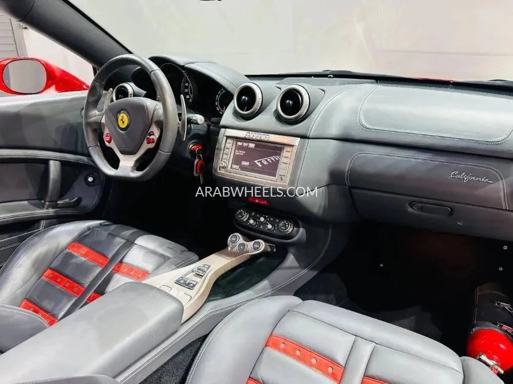 Ferrari California 2013 for Sale in Dubai Image-15