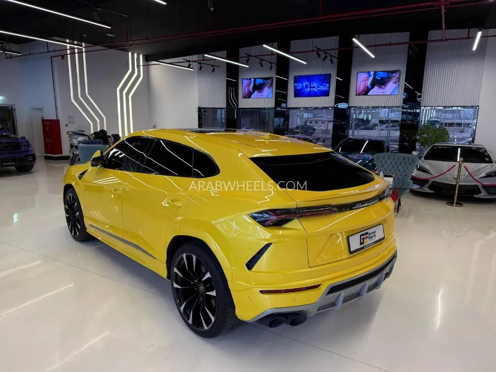 Lamborghini Urus 2022 for Sale in Dubai Image-10