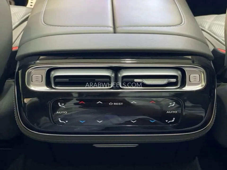 Mercedes Benz S Class 2023 for Sale in Dubai Image-10