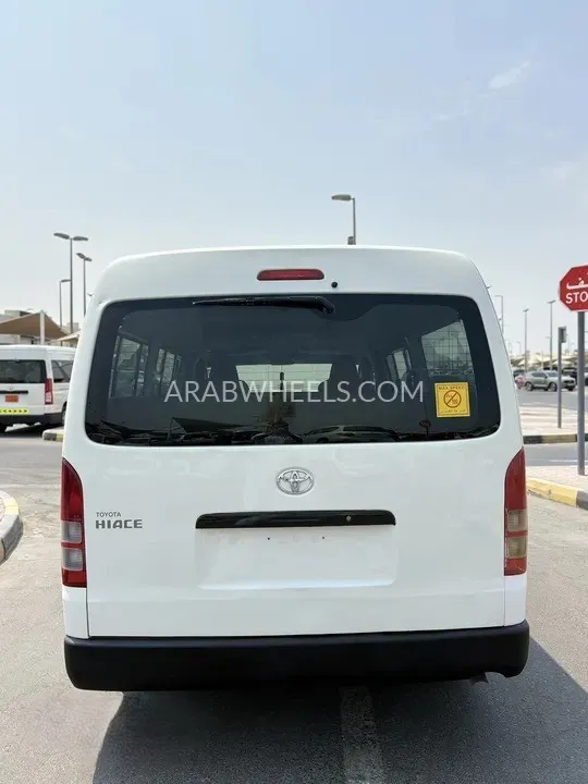 Toyota Hiace 2008 for Sale in Sharjah Image-8