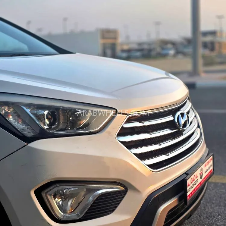 Hyundai Santa Fe 2014 for Sale in Sharjah Image-6