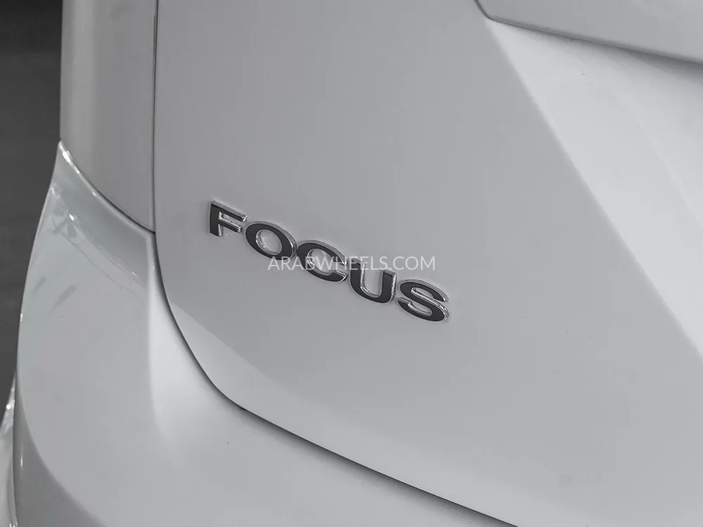 فورد فوكس 2009 for Sale in دبي Image-17