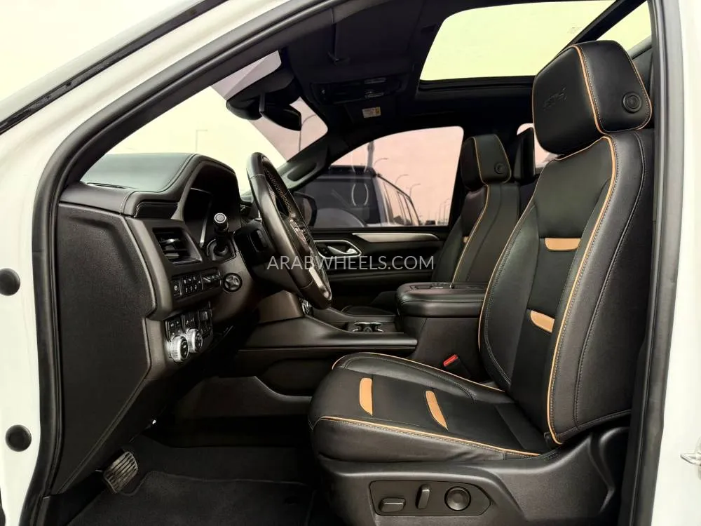 GMC Yukon 2023 for Sale in Abu Dhabi Image-4