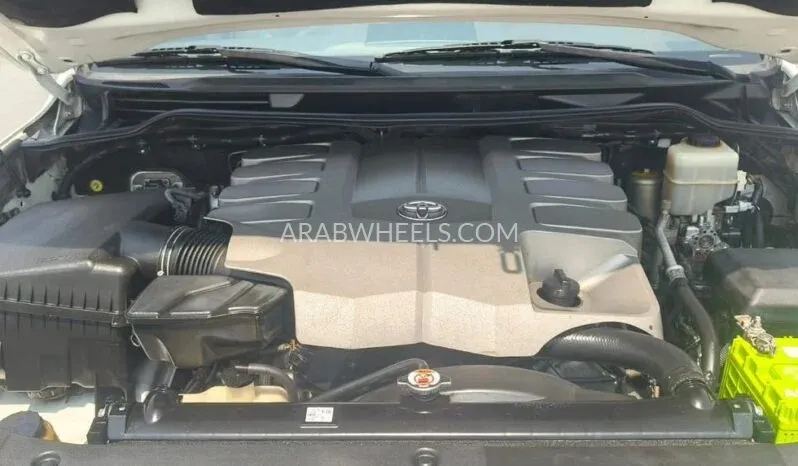 Toyota Land Cruiser 2015 for Sale in Sharjah Image-3